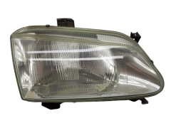 Priekšējais Lukturis Labais 260101792R Megane Scenic Renault Valeo 4868