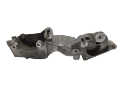 Dzinēja kronšteins 8200527320 2.0 dci Renault Nissan Opel 1434