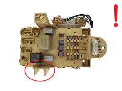 Drošinātāju kārba Toyota 82730-0D040 20831