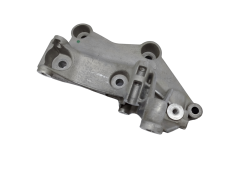 Dzinēja kronšteins 117105124R 1.6DCi Renault Nissan 1519