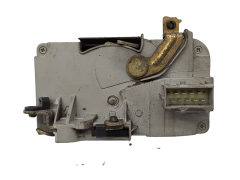 Durvju slēdzenes mehānisms Labais Priekšā 9136J1 Peugeot 306 Kiekert 10695