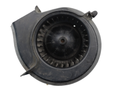 Salona Ventilatora Motors Volkswagen Audi 321819015