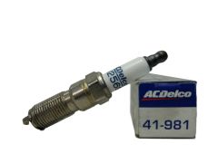 Aizdedzes svece 41-981 ACDelco Cadillac Buick GMC