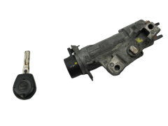 Aizdedzes Slēdzene Seat Ibiza Toledo 4B0905851C 4B0905849