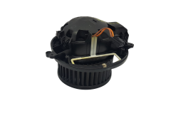 Salona Ventilatora Motors BMW 1 F20 3 F30 4 F36 6411 9350395 3327