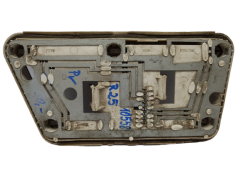 Aizmugurējās lampas ieliktnis Labais Aizmugurē Renault 25 2155