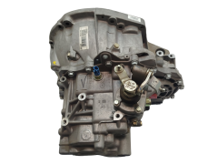 Ātrumkārba Jauns Oriģināls ND0009 8200361232 Renault Megane 2 2.0T