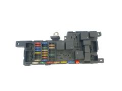 Drošinātāju kārba Volvo 9452993 518322110 35064