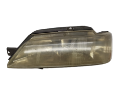 Priekšējais Lukturis Kreisais Peugeot 605 6204J1 88200843 Valeo