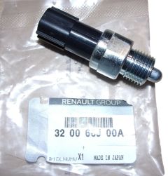 Atpakaļgaitas Sensors Jauns Oriģināls 320066J00A Renault