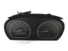 Tahometrs BMW X3 E83 6211 3416120-02 RHD Borg