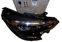 Priekšējais Lukturis Labais Jauns Oriģināls 260100902R Renault Clio 5