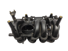 Ieplūdes kolektors 8200402997 7700273860 1.4 1.6 8v Dacia Renault