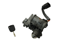 Aizdedzes Slēdzene Mazda 121 93FB3675 94FB-16B626-AA 1102