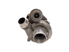 Turbokompresors Renault Trafic Vivaro H8200466021 762785-3