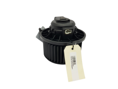 Salona Ventilatora Motors Hyundai Kona Kia Rio Stonic 97113H8000 00S3B2570 3248