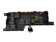Drošinātāju kārba Volvo 9452993 518322110 19034