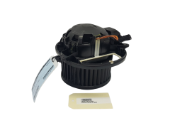 Salona Ventilatora Motors BMW 1 F20 3 F30 4 F36 6411 9350395 3321