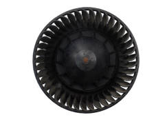 Salona Ventilatora Motors Audi Seat 8E1820021E K01000CCW Valeo