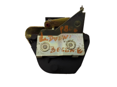 Durvju slēdzenes mehānisms Kreisais Vidējais 913763 Citroen Evasion Jumpy Peugeot 806 Expert