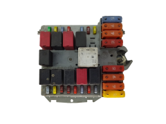 Drošinātāju kārba Fiat 51738103 0051738103057657