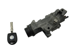 Aizdedzes Slēdzene VW Polo 4B0905851F 4B0905849 HF2