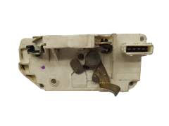 Durvju slēdzenes mehānisms Kreisais Aizmugurē 913739 Peugeot 306 Kiekert 10708