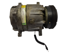 Gaisa Kondicioniera Kompresors Renault Megane I 7700273320 1135284 5284 Delphi 6987