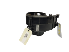 Salona Ventilatora Motors VW Transporter T5 7E1820021