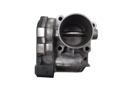 Gāzes korpusa vārsts Renault 8200330810 --E 0281002681 H8200330812 3702