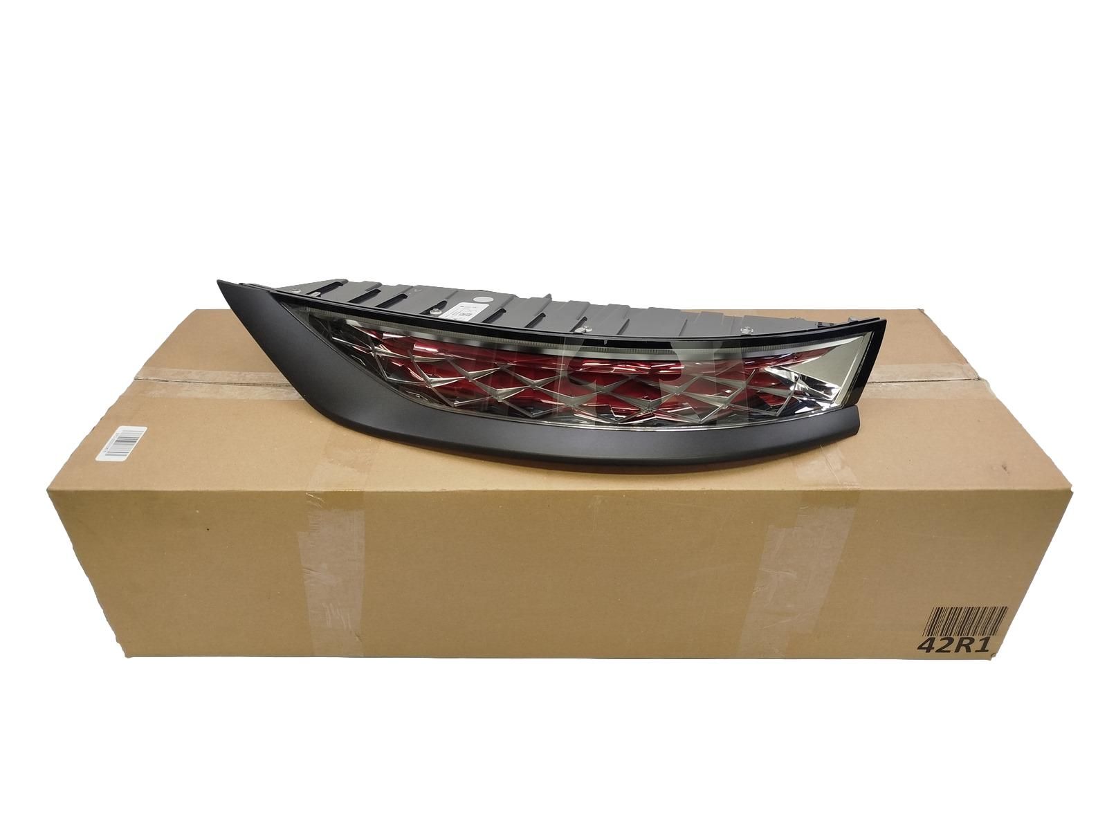 Lukturis Labais Aizmugurē Oriģināls 9824986480 Citroen DS7 main product photo
