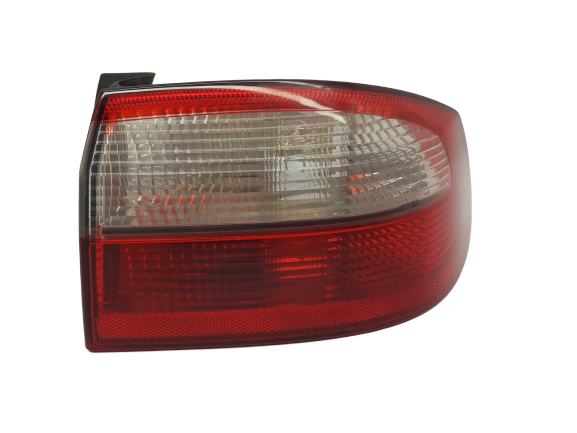 Lukturis Labā Aizmugurē 8200002474 Laguna 2 Renault Valeo main product photo